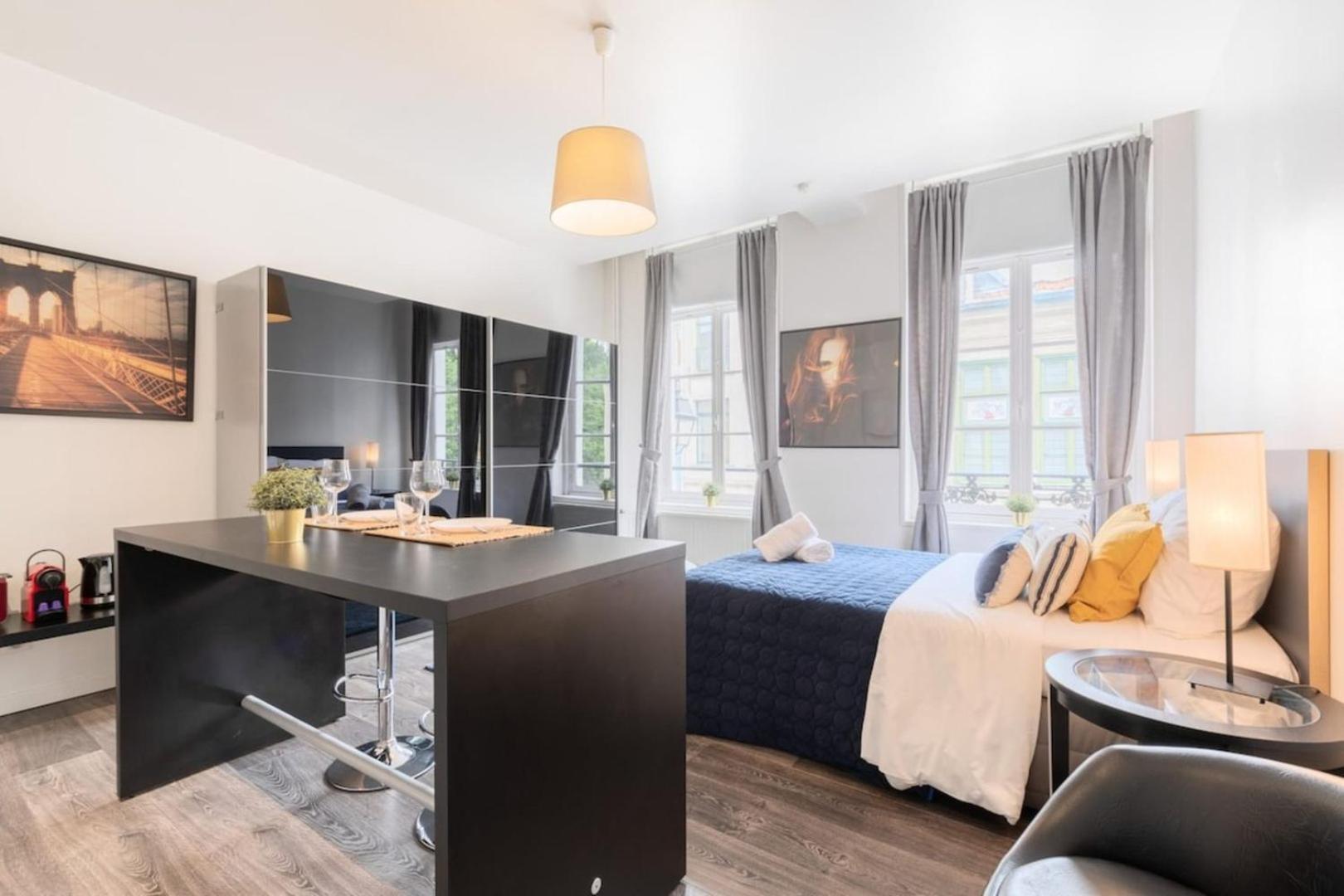 Vieux Lille - Large Modern And Functional Studio Екстер'єр фото