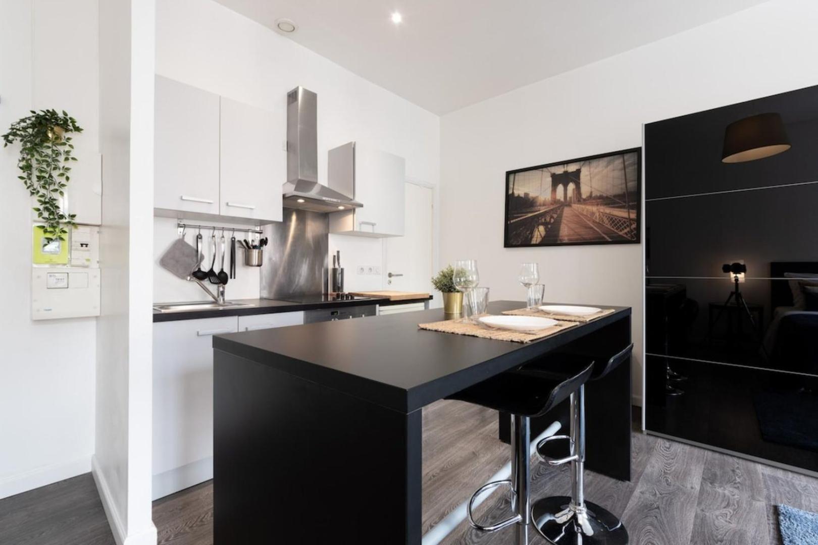 Vieux Lille - Large Modern And Functional Studio Екстер'єр фото